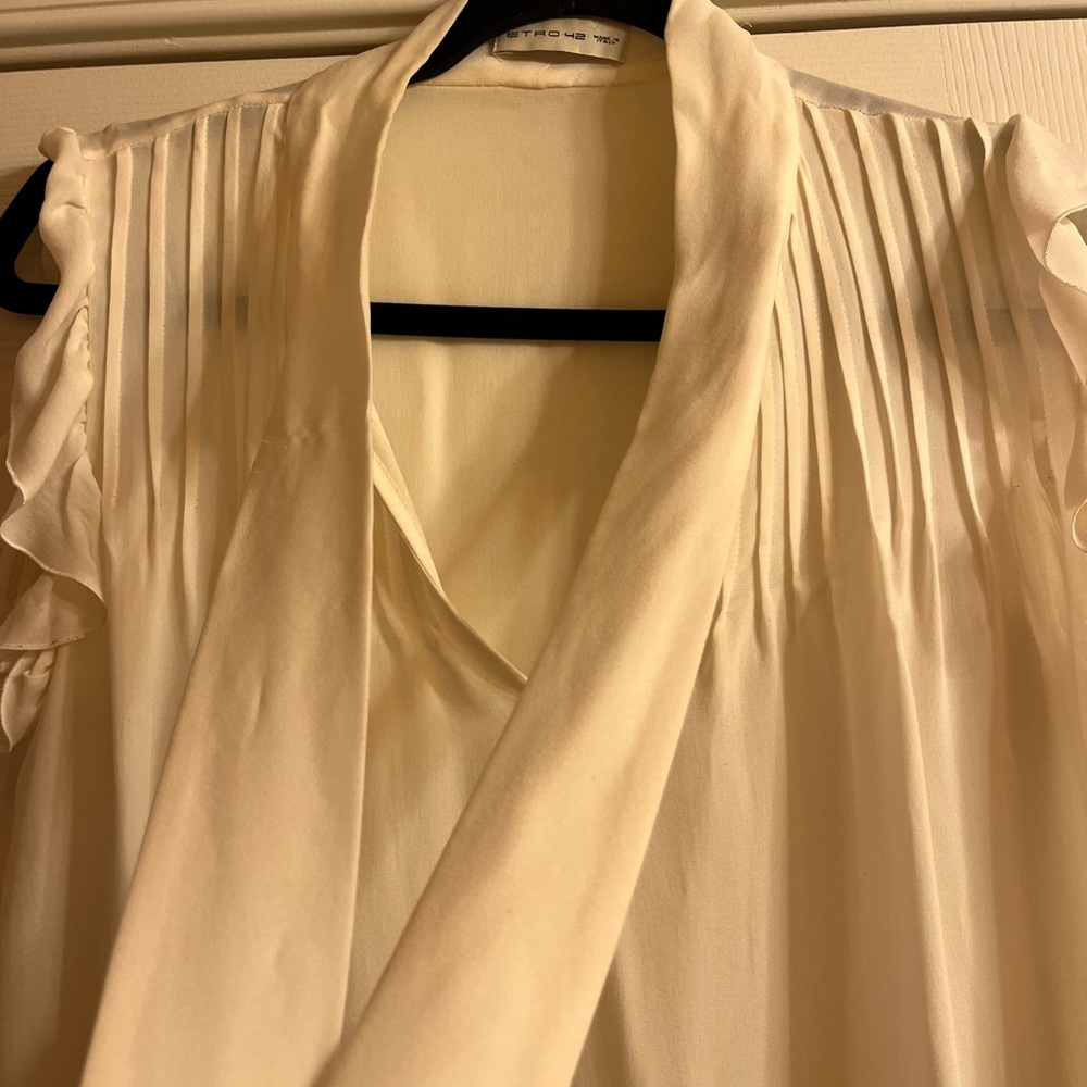Etro Tie-Necked Tiered Ruffle Sleeved Cream Silk Blouse - Picture 2 of 6